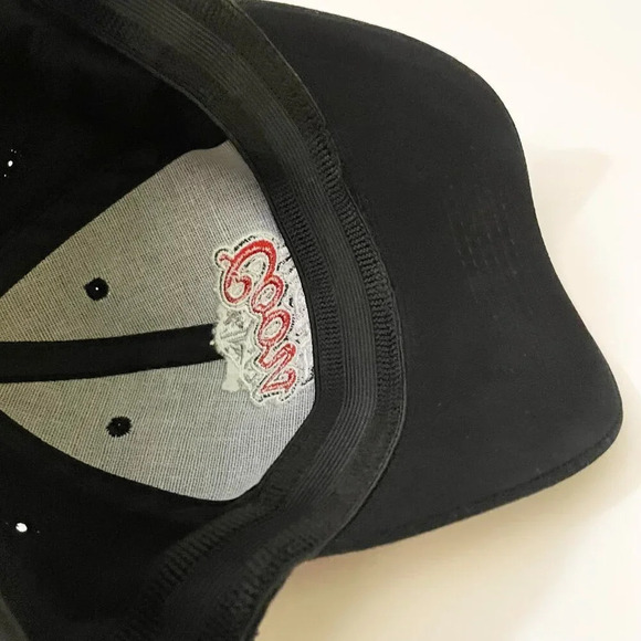 Coors  Light Stretch Fit Embroidered Cap Hat One Size Fits Most Beer - Picture 12 of 15